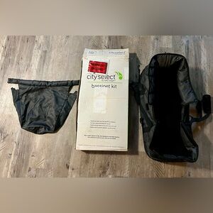 City Select Bassinet attachment